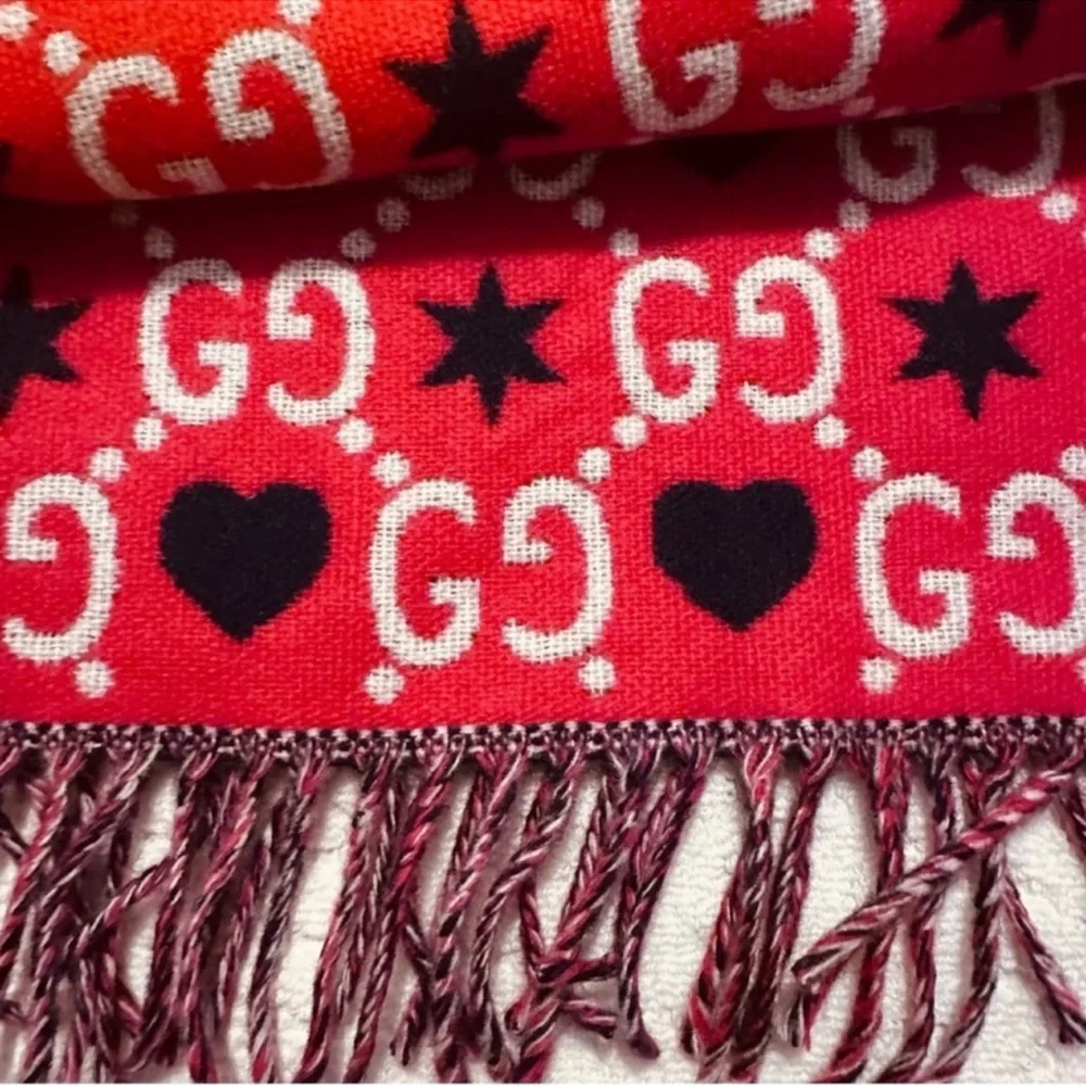 Gucci | Scarf | GG Hearts Wool Scarf
